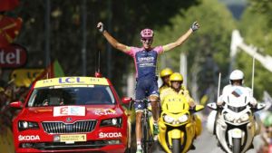 Rubén Plaza boekt in de Tour de France de grootste overwinning in zijn carrière. Bron: metronieuws.nl 